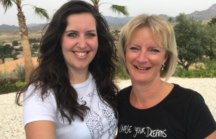 Daphne en Manon van Complimentenspel.nl en BriljantUitgeverij